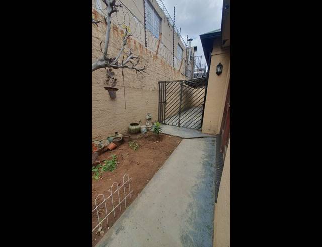 3 BEDROOM HOUSE FOR SALE IN MALVERN